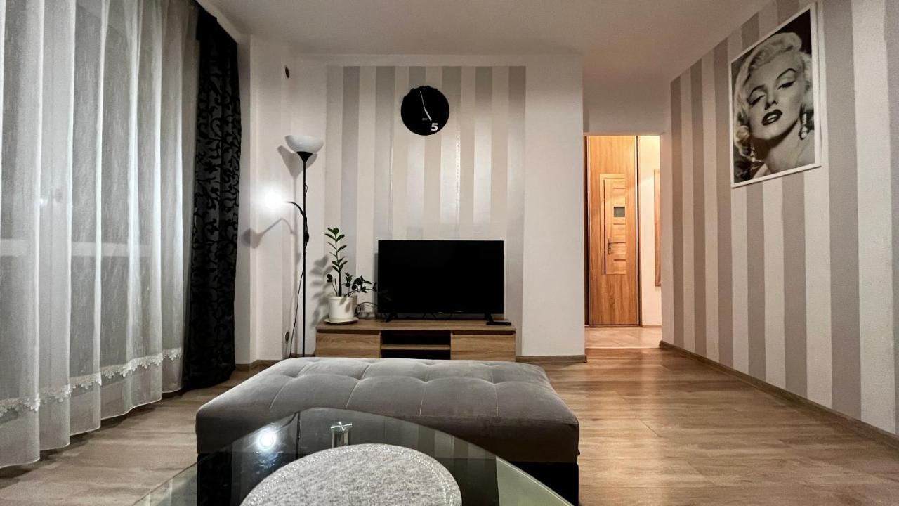 Charmig Apartment Krasków Exterior foto